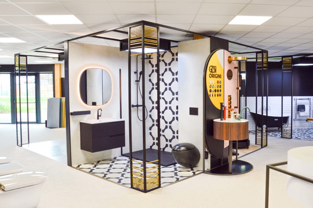 Cloison a Carreler avec Showroom - Présentoir Sanitaire
